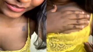 South Indian Lady Shows Big Boobs Live Streaming